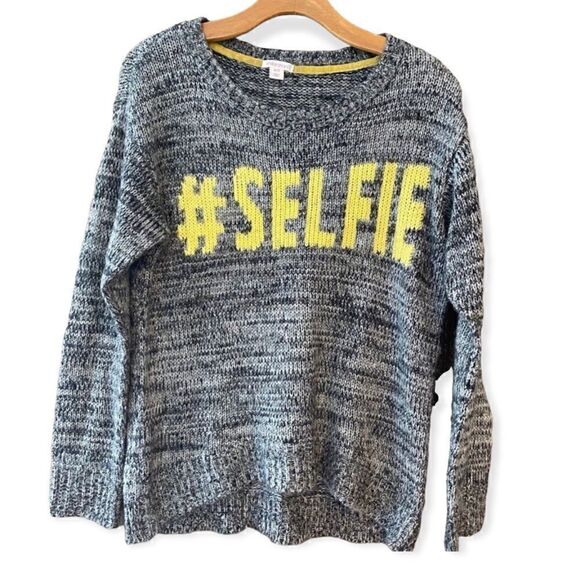 Xhilaration Sz M Black Yellow Chunky Whimsical Knit Selfie Long Sleeve Sweater - Picture 1 of 7